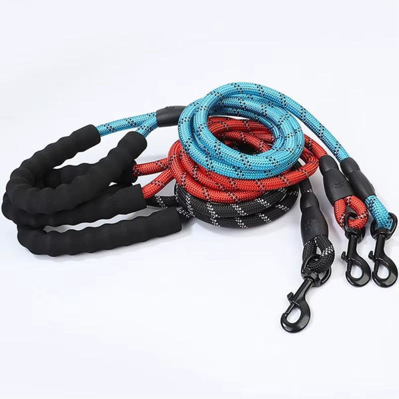 Pet Supplies Pvc Reflective Nylon round Dog Leash for Medium and Large Dogs Pet Traction Rope