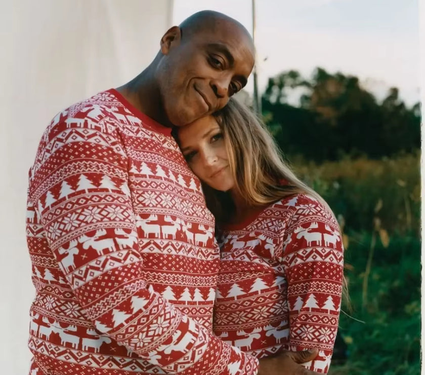 Winter 2025 Allover Print Christmas Pajamas Set Adult Kids Matching Clothes Soft Sleepwear Baby Dog Pjs Xmas Pyjamas Family Look