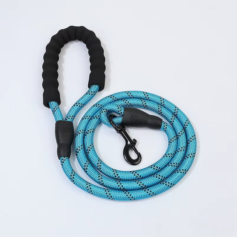 Pet Supplies Pvc Reflective Nylon round Dog Leash for Medium and Large Dogs Pet Traction Rope